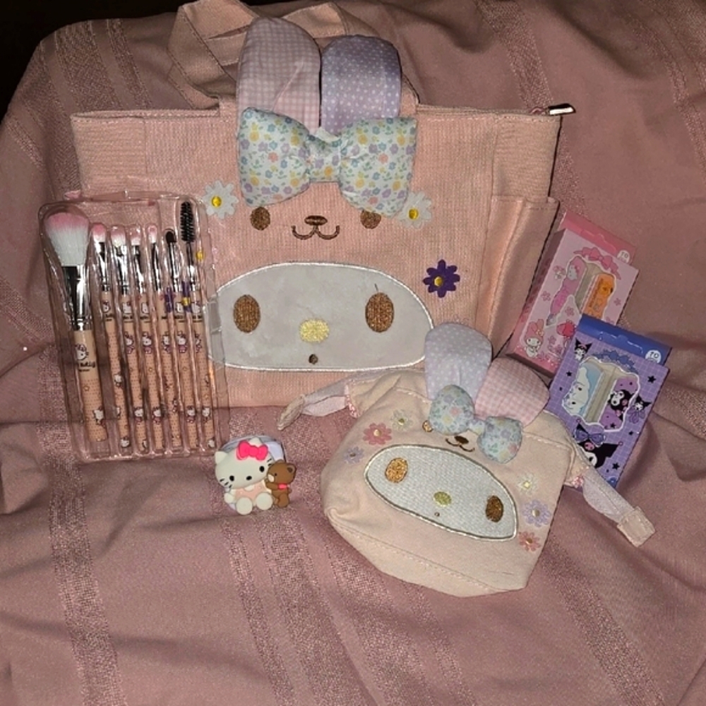 Whimsical My Melody Make-Up Bags and Brushes